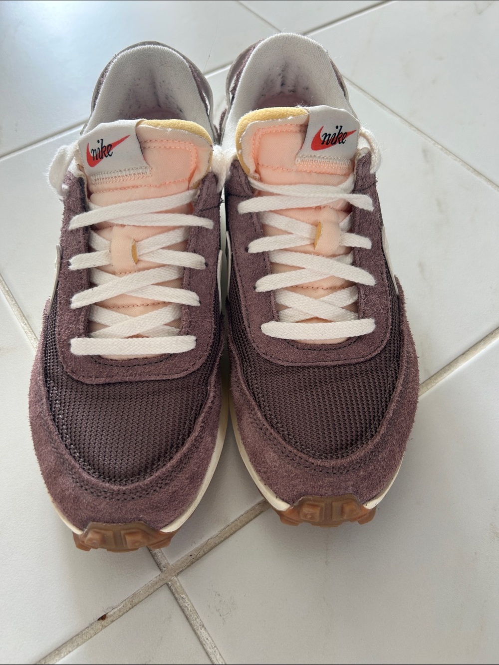 Nike Womens Sneakers in Mauve with Pink and Cream Accents